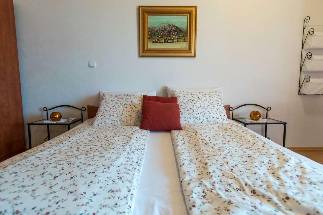 Apartments Faro & Mondo Crikvenica Ngoại thất bức ảnh